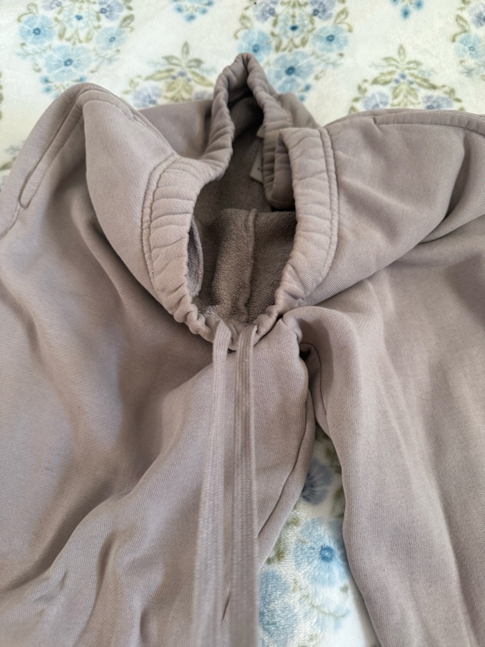 SKIMS Cozy light purple Sweatpants with Adjustable Waist - Picture 5 of 5